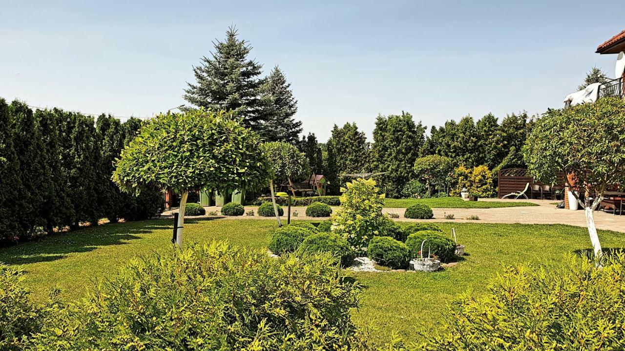 Agro Nad Stawem Villa Zukowo Luaran gambar