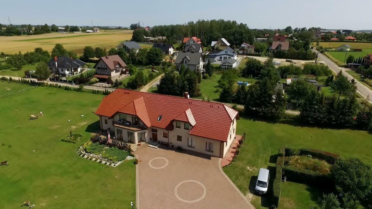 Agro Nad Stawem Villa Zukowo Luaran gambar